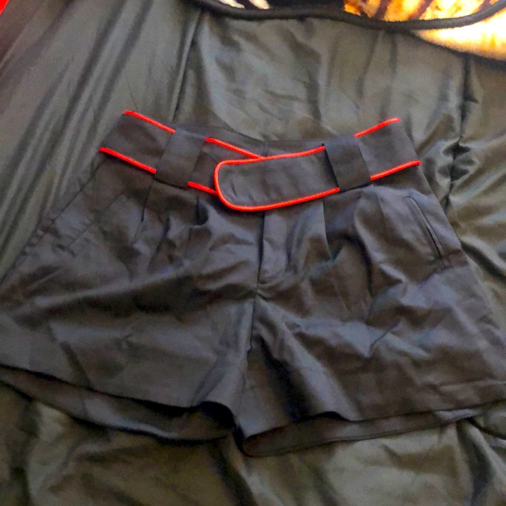 Women's Sexy Summer Casual Elastic High Waist Belt Loose Shorts with Pockets